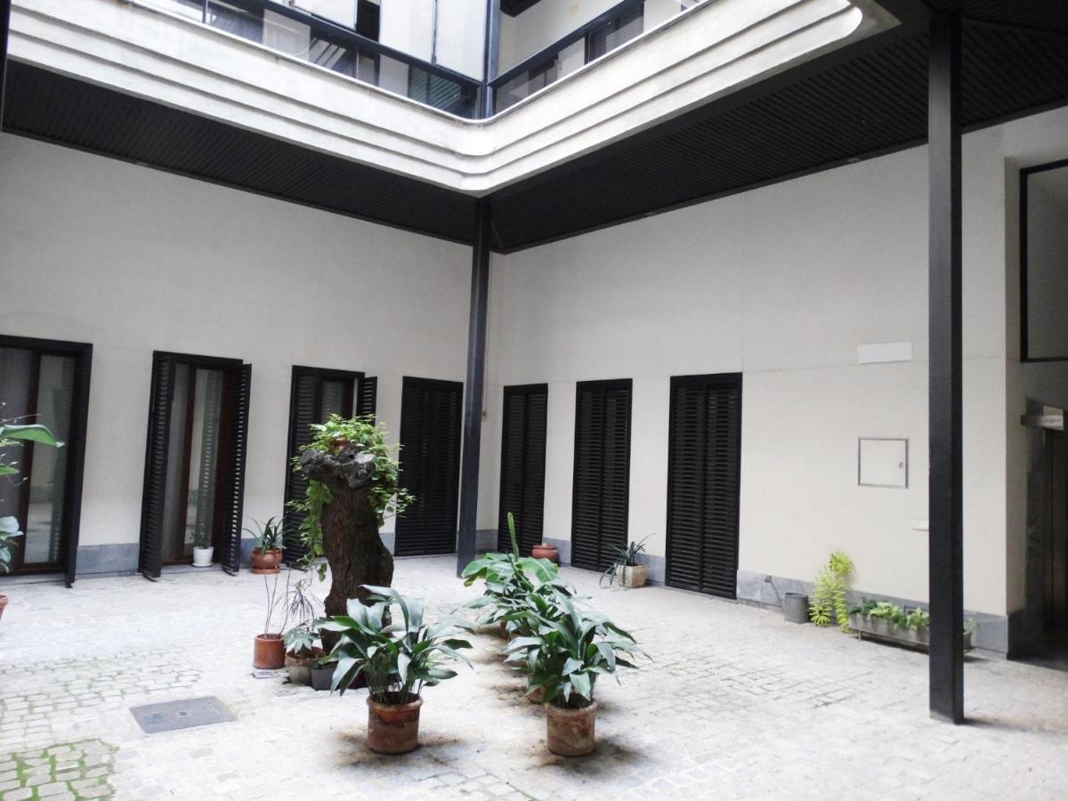 Ry Aparcamiento Incluido Junto A Catedral Ideal Parejas Σεβίλλη Εξωτερικό φωτογραφία